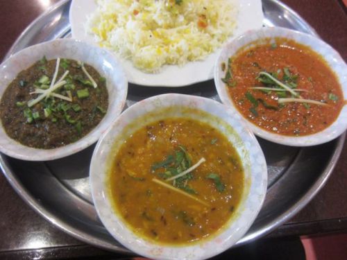 インド料理「ハリマケバブビリヤニ」(上野)でカレー3種のアプサナランチ(2回分)