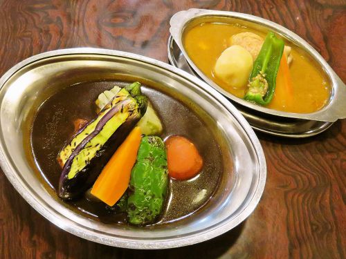 [2017.02.05] DELHI カレー料理専門店 デリー「チキンスープ・鶏肉 ＆ カシミールカレー・野菜」