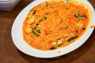 ソンブーン(バンコク) 蟹と卵とじの最強カレー