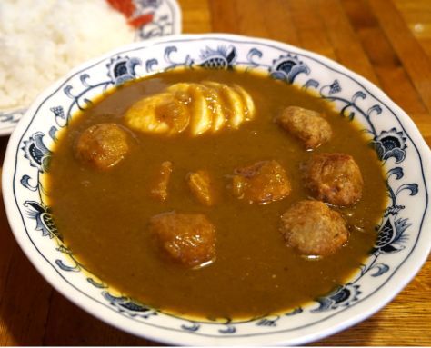 向ヶ丘遊園「インドール」数十年ぶりに食らう洗練された凄旨のインド風カレーライス。