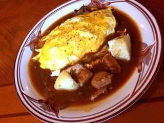 トロトロポークのオムカレー
