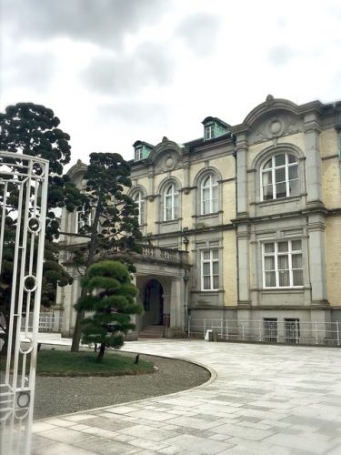 NATIVOの鳩カレーランチ(三軒茶屋／カレー・イタリアン・ペルー料理)