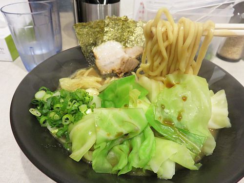 【福岡】濃厚豚骨醤油カレーラーメン♪＠三代目 無邪気