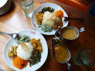 【福岡】スリランカダイニングバーでゴチャ盛りカレー♪@セイロン