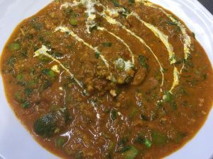 砂肝と菜の花のカレー