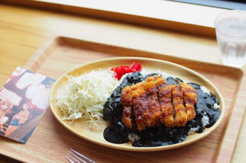 CAFE TRIANの金沢咲くサクカツカレー