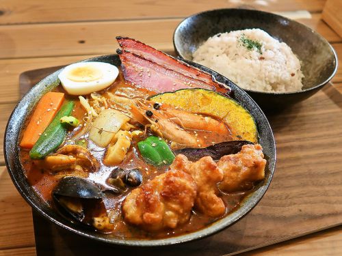 [2019.06.09] 札幌スープカレー シャララ ウエストサイド西野店「海の幸シーフードカレー」