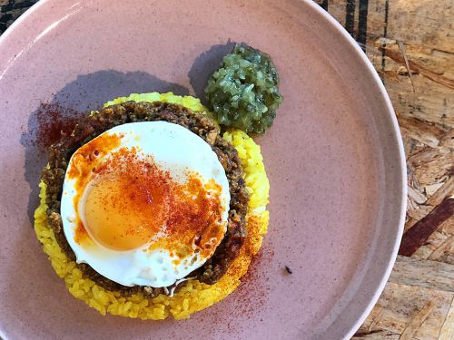 『public』～お洒落＆スパイシー!!本町セレクトショップカフェの濃厚キーマカレー☆～