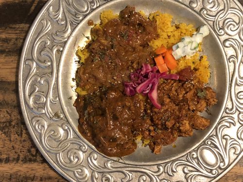 『アマゾネス・ブッチャー』～十三エリアに激震!!新進気鋭の間借りスパイスカレー店が誕生☆～