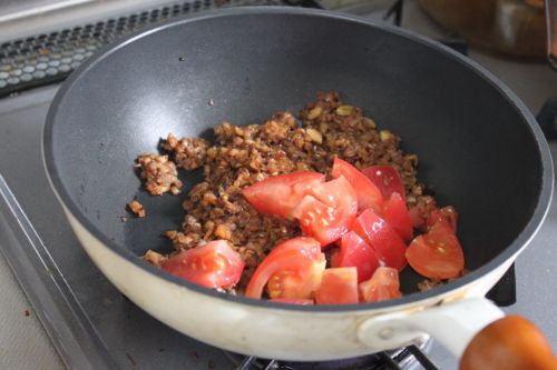 【カレー作りでよくある質問⑤】カレーを作ってみました。酸味が気になるのですが…