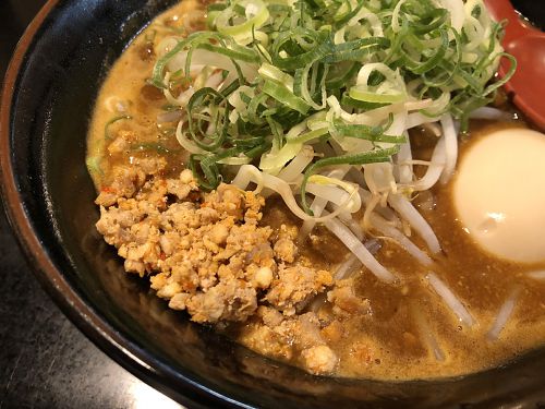 東梅田『らーめん食堂＆酒場 西松家』～使い方は自由自在!!24時間営業な麺酒場でスパイシーカレーラーメン☆～