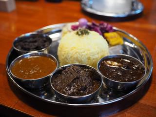 スパイスの鬼才のDNAをしっかり受け継ぐ絶品スパイスカレーのお店! 豊中市 「カーリーカリー」