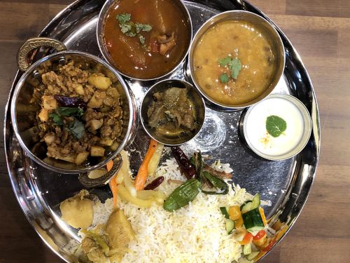 日本橋『煙華香辛』～千日前に爆誕した間借りが良き!!ターリー式スパイスカレーを実食☆～