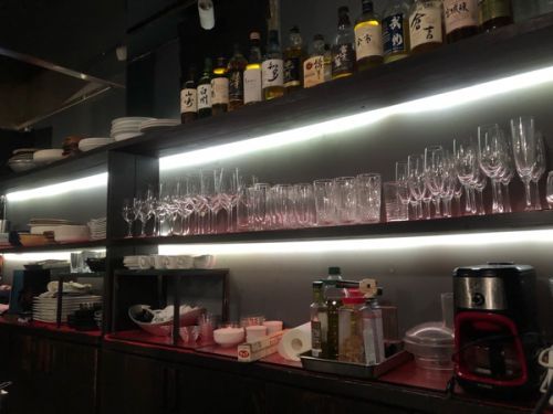 牡蛎と牛肉のステーキ乗せ黒いカレー／銀座楸（ひさぎ）  
