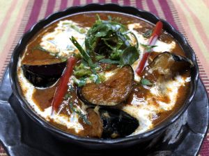 茄子とチキンのカレー