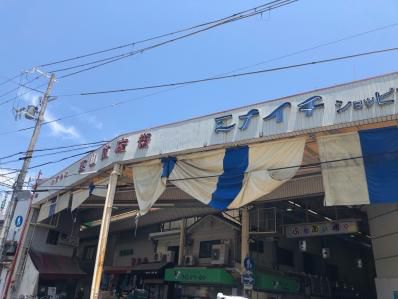 東山商店街入口の手作りベーカリー。『ウイングベーカリー東山店』（湊川）